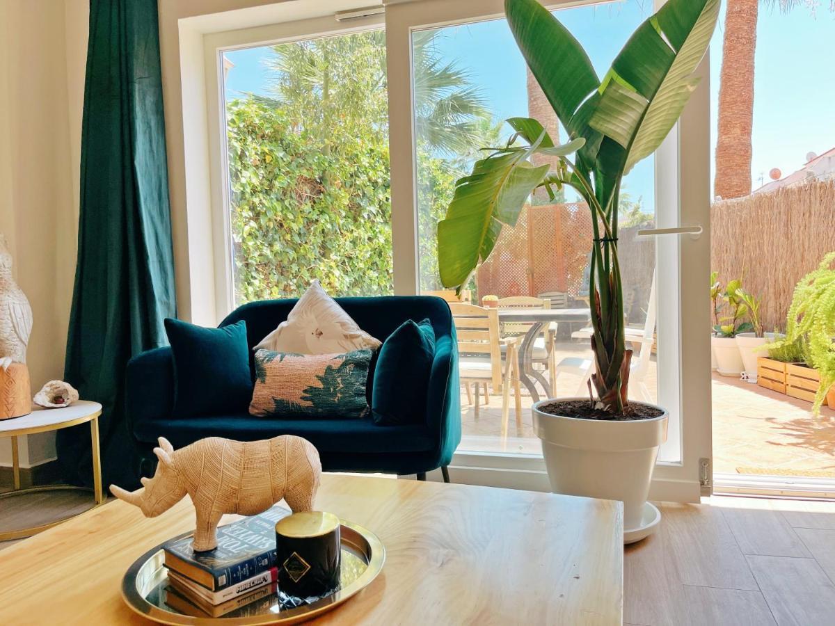 Cheerful Townhouse Center Sitges 5 Bedrooms Pool And Terrace Zewnętrze zdjęcie